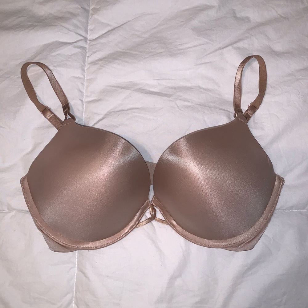 Victoria’s Secret Bombshell push up bra